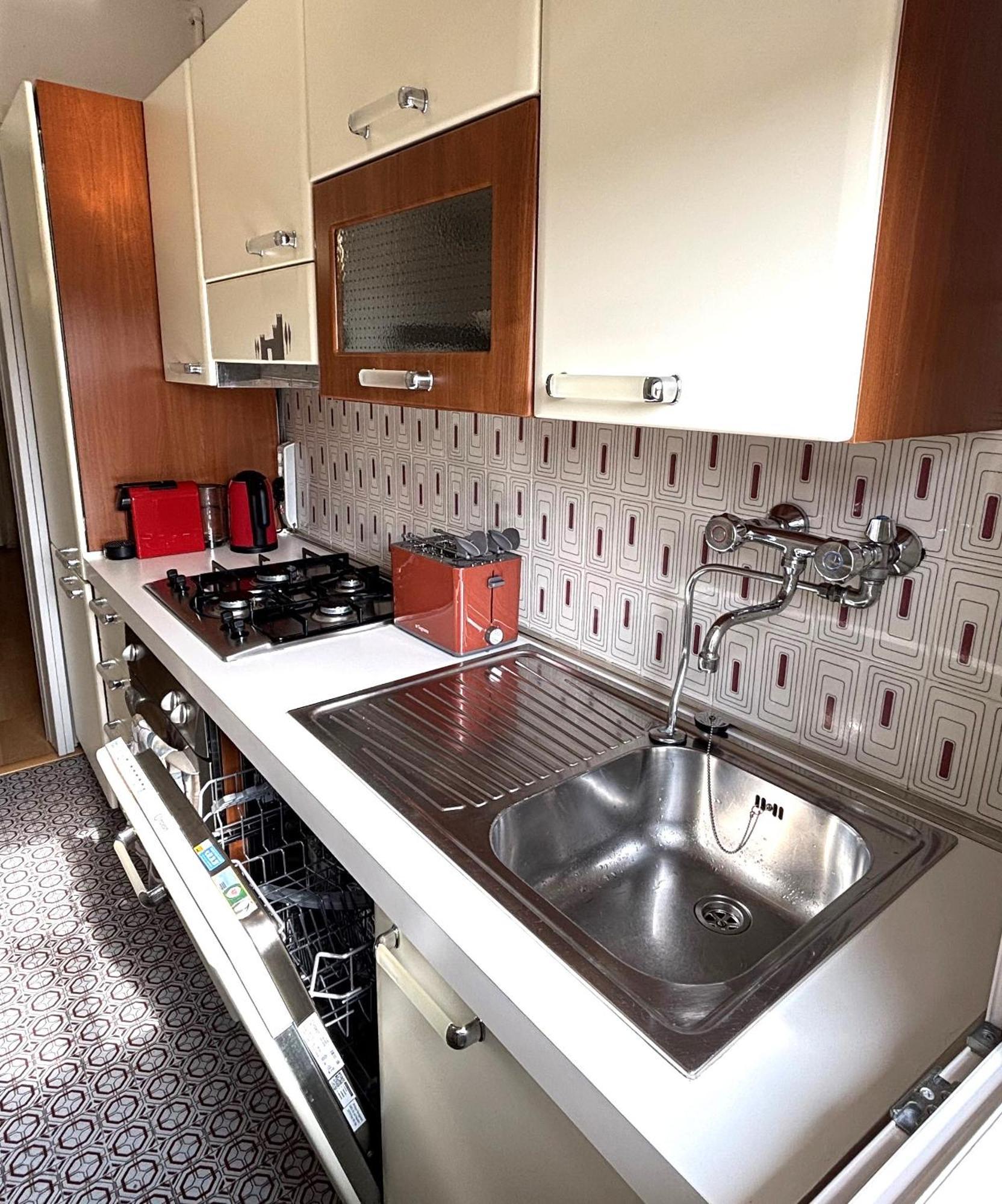 Sirmione4U - Domus By The Castle Apartment ภายนอก รูปภาพ